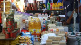 مؤسسات جزائرية أبقت الأسعار مرتفعة رغم انخفاضها بالأسواق الدولية