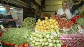 ثلث المنتوجات الزراعية لا يأكله الجزائريون ومنه مايرمى في الزبالة