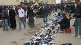 إتحاد  التجار  يتهم  الأميار  بزرع  الأسواق  الفوضوية  ويدعم  قرار  القضاء  على  تجارة  الأرصفة