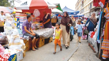 Guerre déclarée aux marchés informels… ils seraient éradiqués avant 2013