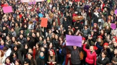 Turquie: des femmes manifestent contre un projet de loi sur l'avortement