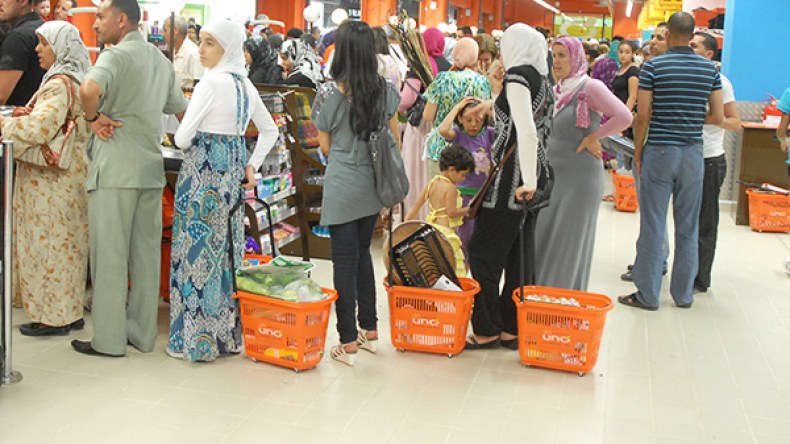 لماذا لا “يتقشف” الجزائريون بمحض إرادتهم؟