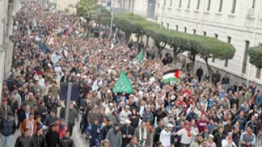 Human Rights Watch: Lifting of state of emergency has no great impact in Algeria