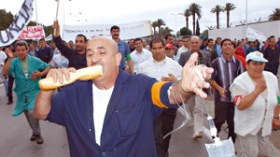 زيادات مغرية لمستخدمي الإدارة والسائقين والحُجّاب والمتعاقدين