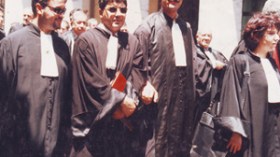 المحامون يهددون باحتجاج آخر في حال غلق باب الحوار