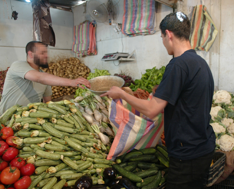 Vegetables prices crumble in the second week of Ramadan