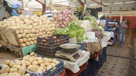 عطلة المزارعين والمنتجين وراء التهاب أسعار الخضر واللحوم