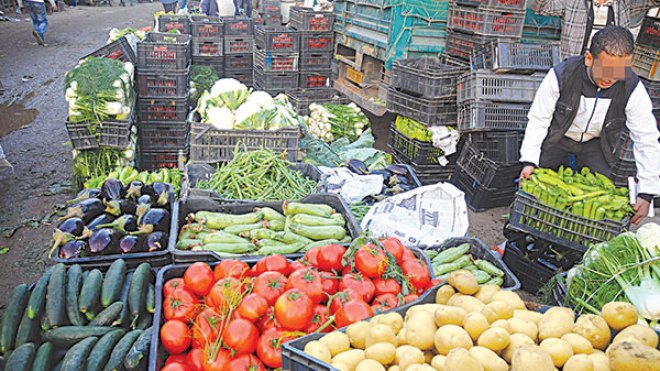 المضاربون يُلهبون الأسعار و”يجوّعون” الجزائريين!