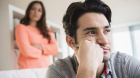 كيف تتعاملين مع الزوج الخائن؟