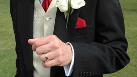 عريس يكتشف في شهر عسله أن عروسه معاقة