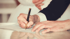 عرسان يزوّرون الشهادات الطبية والحلويات تؤجل الزفاف!