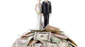 زواج المجانين في الجزائر.. المرأة مقابل المال!