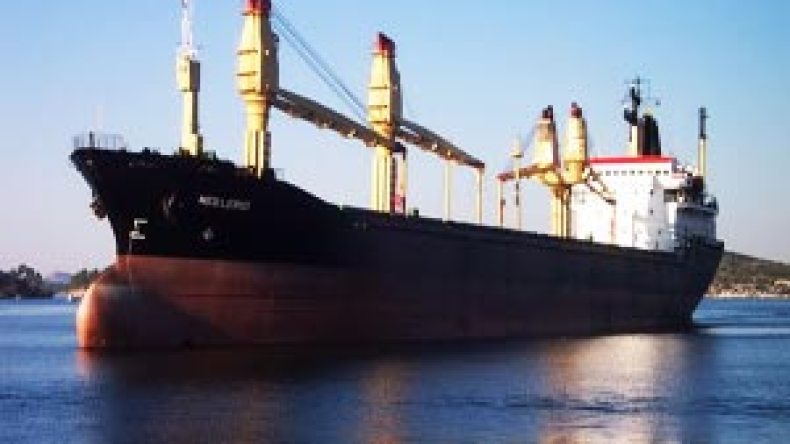 بحارة مصريون يتصلون بـ “الشروق” ويتبرّأون من فضائيات الفتنة