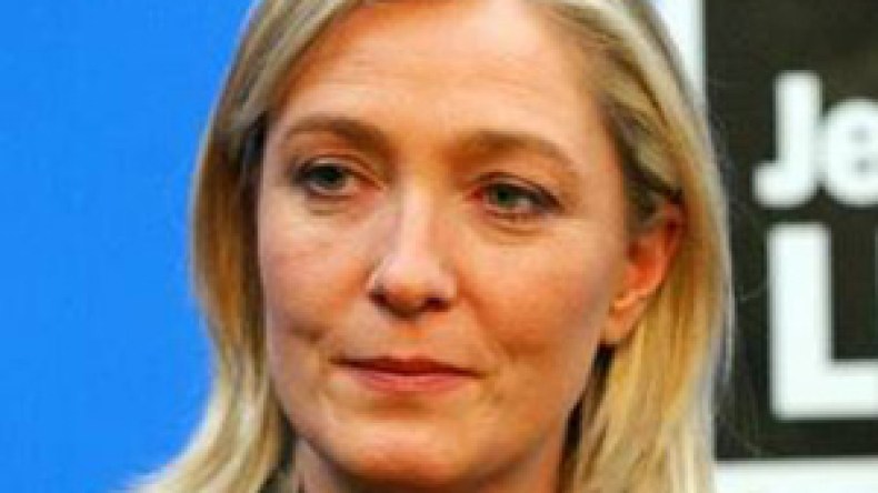 آلاف‭ ‬المسلمين‭ ‬بمساجد‭ ‬فرنسا‭ ‬يحتشدون‭ ‬للرد‭ ‬على‭ ‬عنصرية‭ ‬مارين‭ ‬لوبان