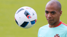 سان جيرمان يفسد خطة مانشستر يونايتد لضم جواو ماريو