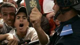 “نفضل السجن في الجزائر على الترحيل لبلداننا”