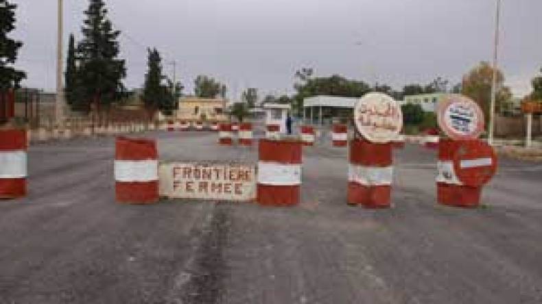 توقيف 3 مغاربة تموهوا كحراڤة للوصول إلى معاقل “القاعدة” بالجزائر