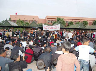 Des familles marocaines menacent de s’introduire sur les terres algériennes