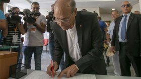 صراع محموم بين مورو والجبالي والمرزوقي على قواعد النهضة