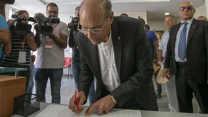 صراع محموم بين مورو والجبالي والمرزوقي على قواعد النهضة