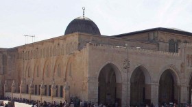 الشرطة الإسرائيلية تغلق المسجد الأقصى