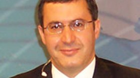 يجب  محاسبة  بن  علي  ومتابعة  عائلته  وحاشيته  قضائيا