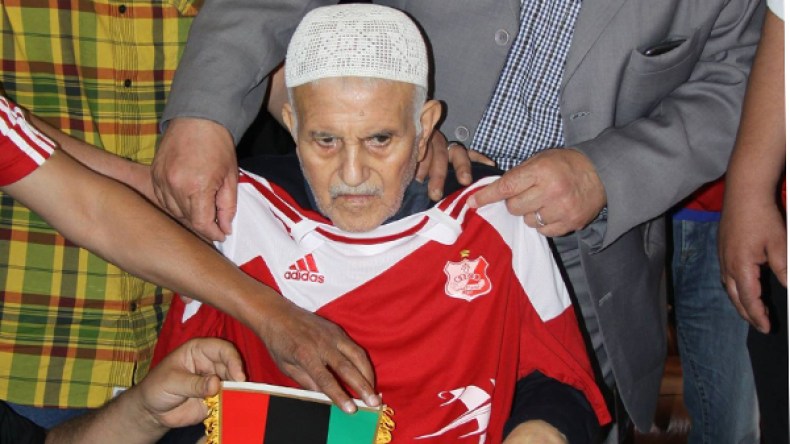 وفاة أول لاعب جزائري احترف في الخارج