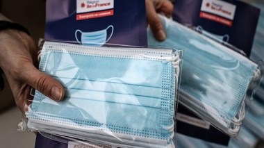Une cargaison de 200.000 masques destinés à des communes d’Île-de-France braquée en Espagne