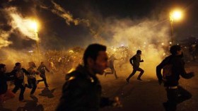7 قتلى و261 جريح في اشتباكات بين أنصار مرسي وقوات الأمن بالقاهرة