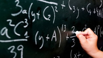 مغرب الرياضيات… ومغرب السياحة