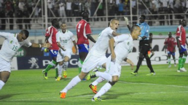 Algérie-Gambie : les Verts retrouvent leur punch en attaque (CAF)