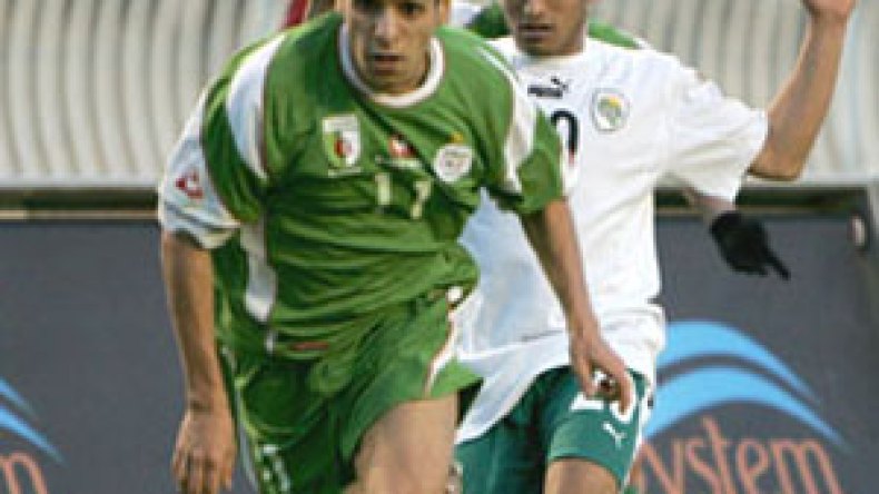 بلحاج‭ ‬ومطمور‭ ‬يحضران‭ ‬معسكر‭ ‬الخضر‭ ‬في‭ ‬يومه‭ ‬الأول