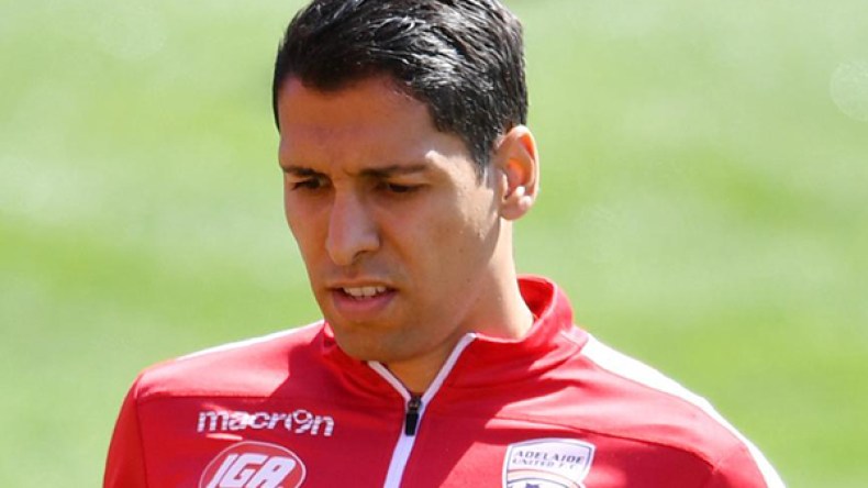 مطمور: أفكر في إنهاء مشواري الكروي بالجزائر