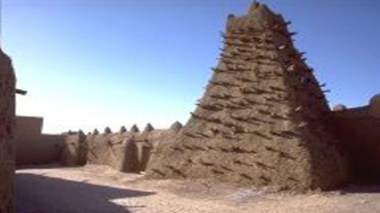 Nord-Mali : l’Algérie condamne la destruction de mausolées à Tombouctou