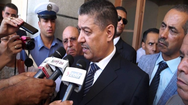 بوضياف يدعو لتخفيف الضغط عن المستشفيات