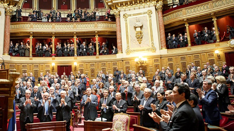 ثلث الجزائريين يتكلمون الفرنسية.. فكيف لا تكون الجزائر عضوا في منظمة الفرانكفونية؟!