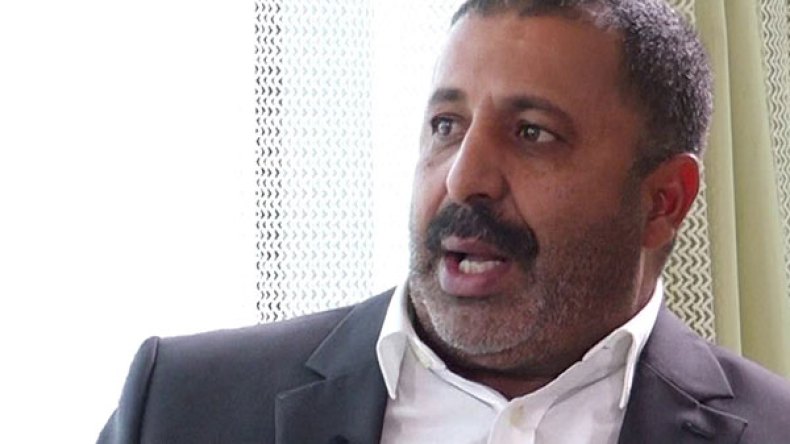 زرواطي: نسمح في السياسة وما نسمحش في الفريق