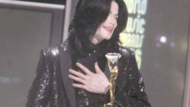 ظهور أغنية جديدة لمايكل جاكسون بعد وفاته