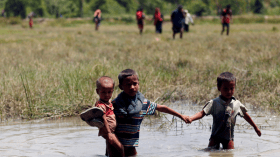 ميانمار تجرف قرى 700 ألف روهينغي مسلم