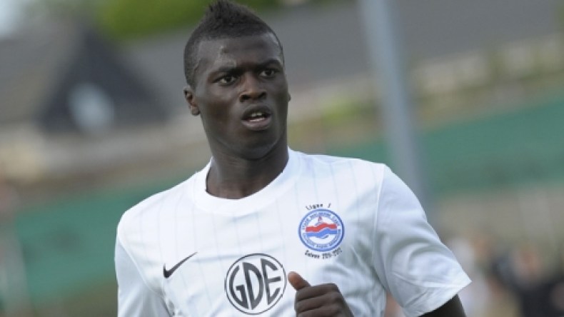 الشرطة الإيطالية توقف اللاعب “نيونغ” بسبب رخصة القيادة