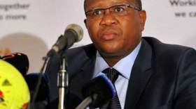 وزير رياضة جنوب أفريقيا يؤكد عدم دفع بلاده رشوة لاتحاد الكاريبي