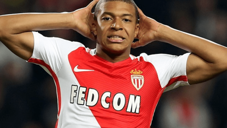 برشلونة يتدخل لإفساد صفقة مبابي