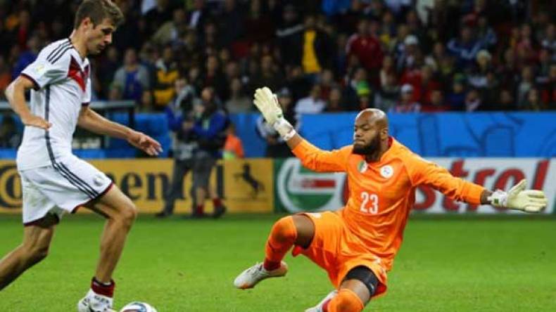 زملاء بوڤرة صاموا وأبدعوا أمام ألمانيا.. ونجوم “الخضر” أفطروا في إسبانيا والمكسيك