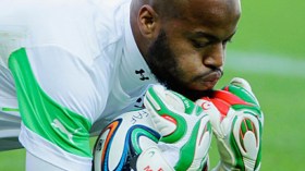 مبولحي يخطف الأضواء في تركيا وغوركوف يراهن عليه أمام تنزانيا