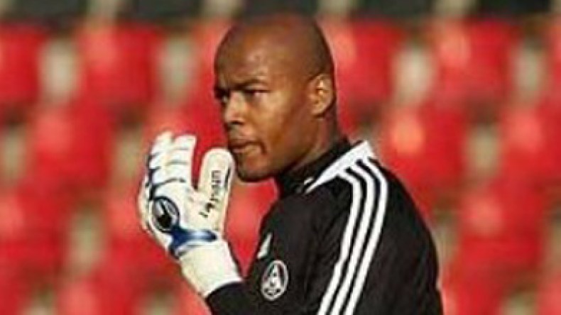 وهاب مبولحي للشروق :أنا جاهز لمواجهة الغابون ومتشوق لأجواء 5 جويلية