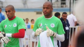 المحترفون سيصلون في الموعد ومشاركة مبولحي غير مؤكدة