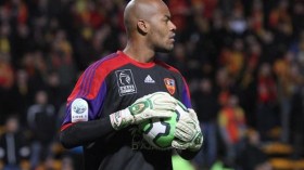 مبولحي‮ ‬يقترب من كونياسبور التركي