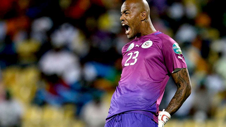 M’bolhi rompt son silence: «Je suis toujours sous contrat avec Philadelphia»