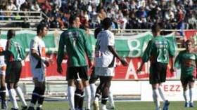 صراع مرير بين المهددين بالهبوط