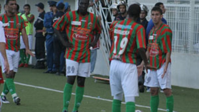 الحساب البنكي للعميد مهدد بالتجميد